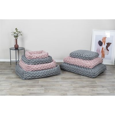 Trixie Hondenkussen Loki Gerecycled Hoekig Roze